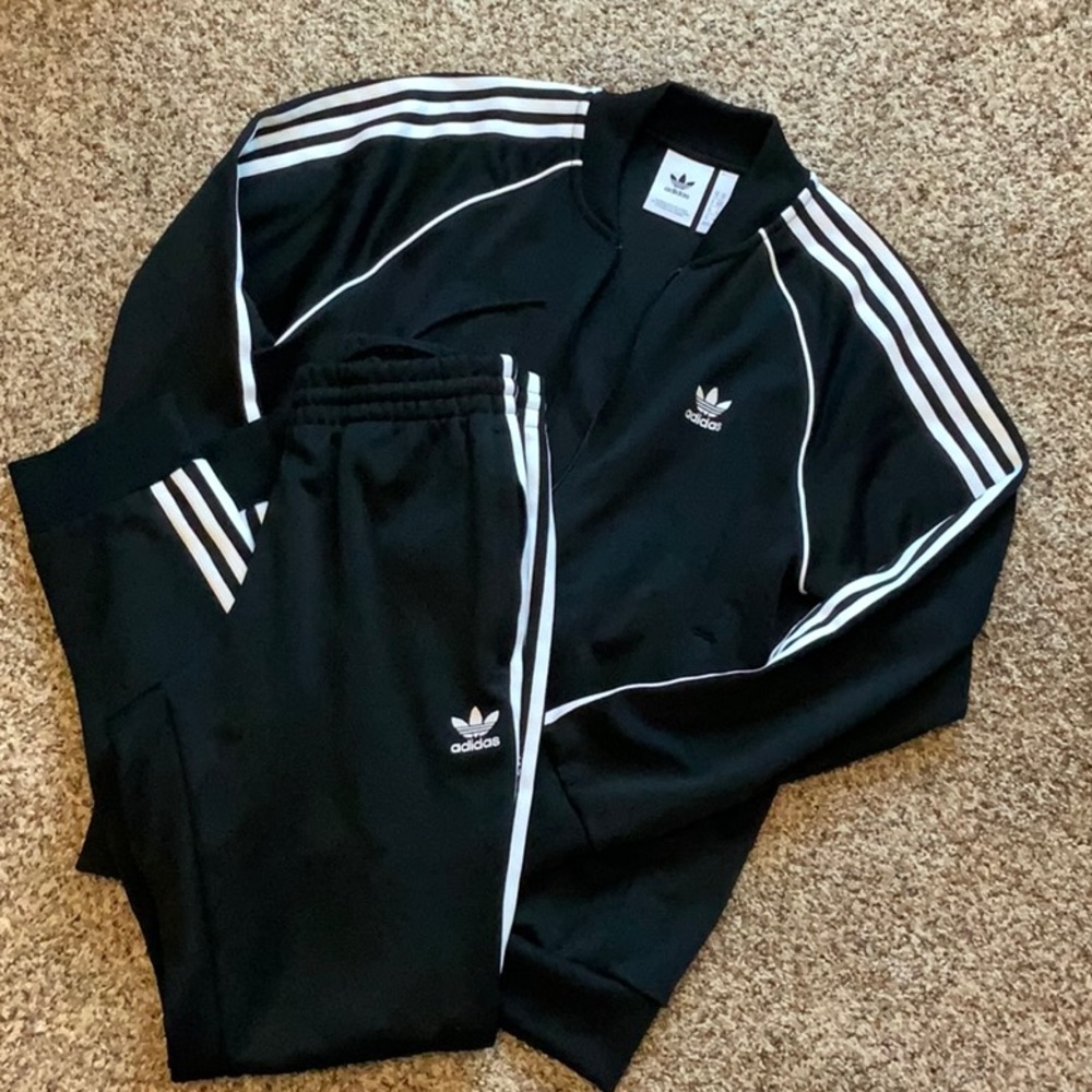 adidas Jacket/Sweatpants
